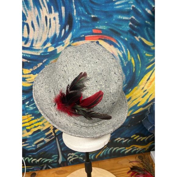 Vintage 1960s Hopkins Fifth Avenue Gray Tweed Cloche Size Large 23.5\